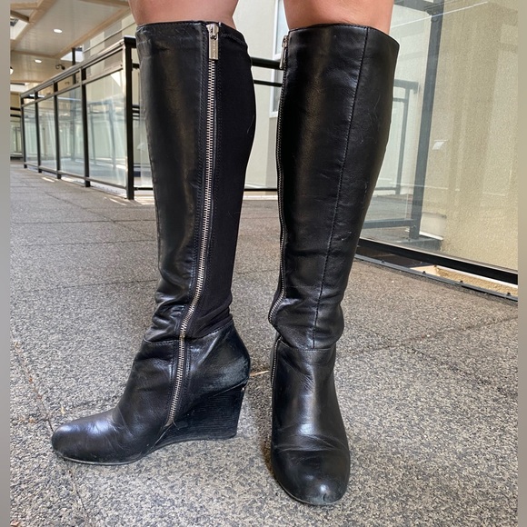 Michael Kors - black leather wedge boots - size 5.5 - used with box - Picture 3 of 11